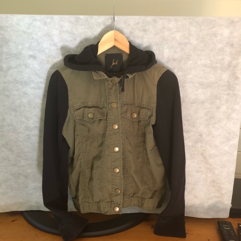 Jacket - Picture 3 of 5